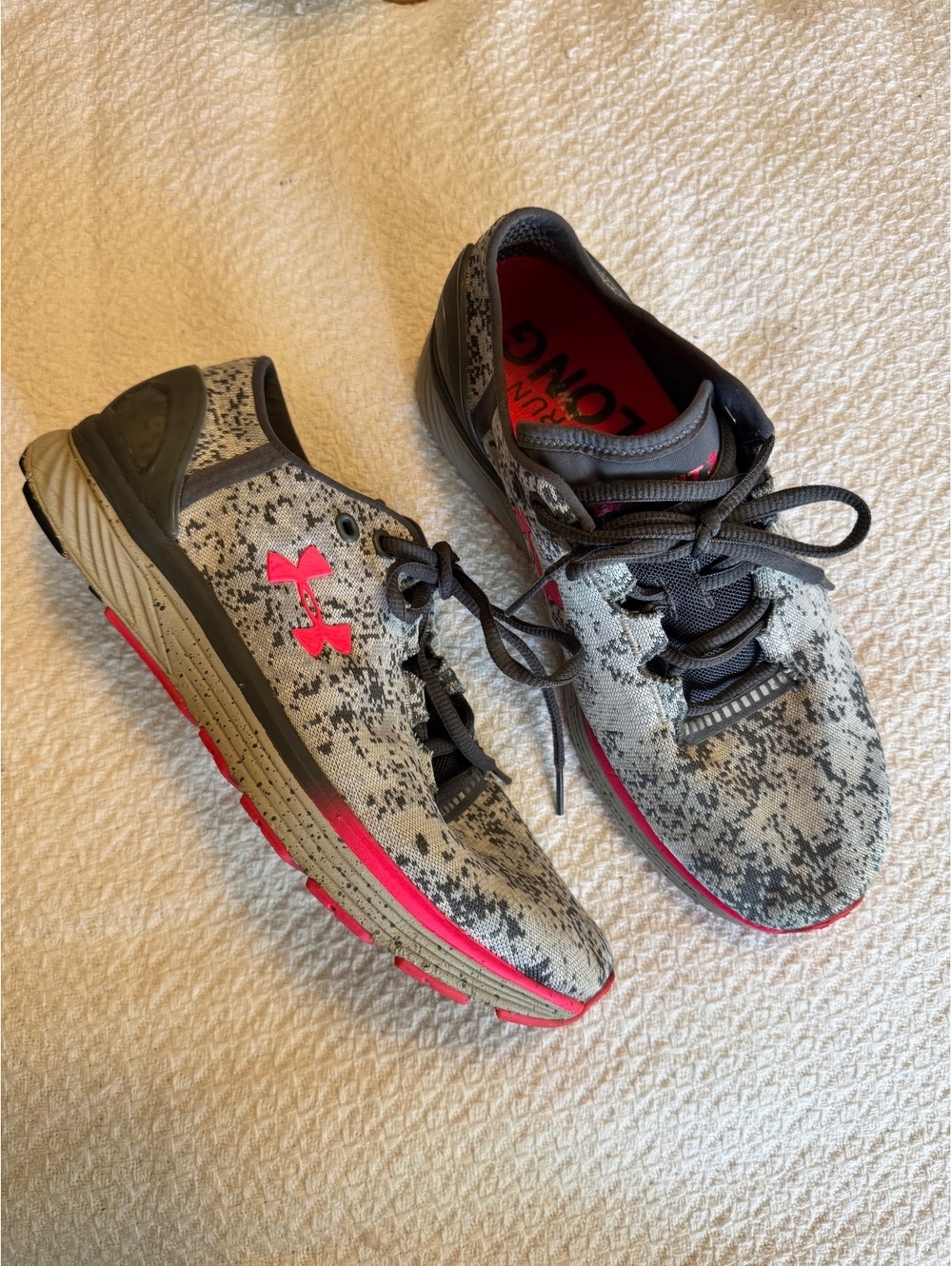 Under Armour Running Shoes Size 8.5 Gray Pink Athletic Sneakers